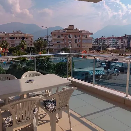 Crystal Nova Apartment *